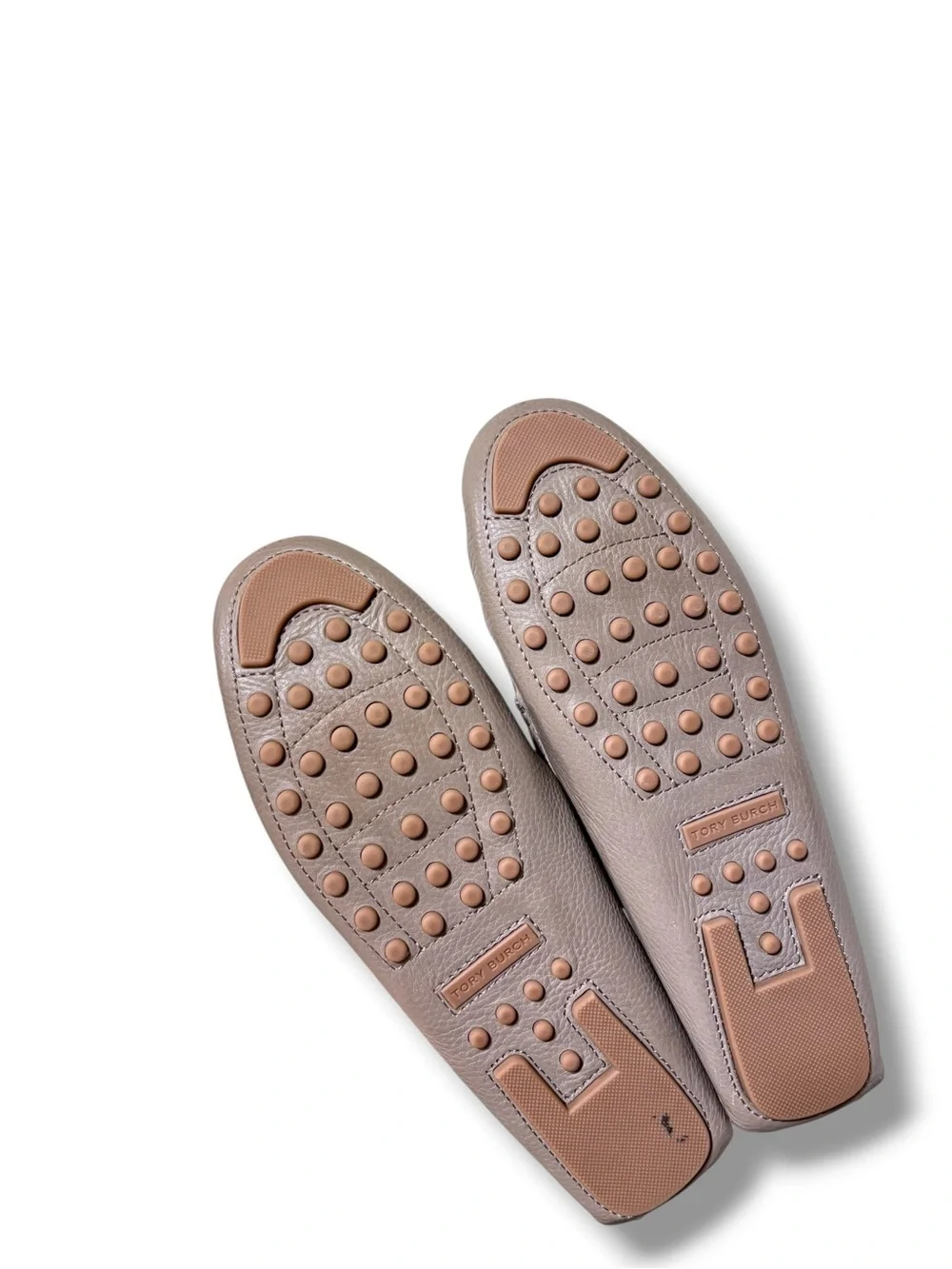 Tory Burch Everly Pebbled Leather Driving Loafers in French Grey Size 8